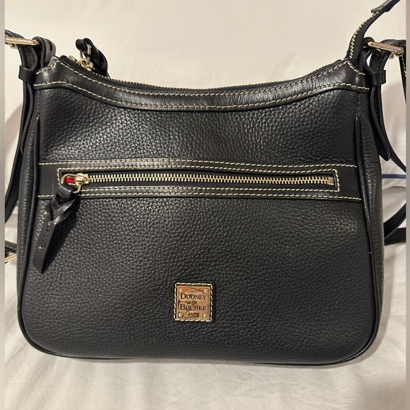 Dooney and Bourke ladies purse - Picture 2 of 7